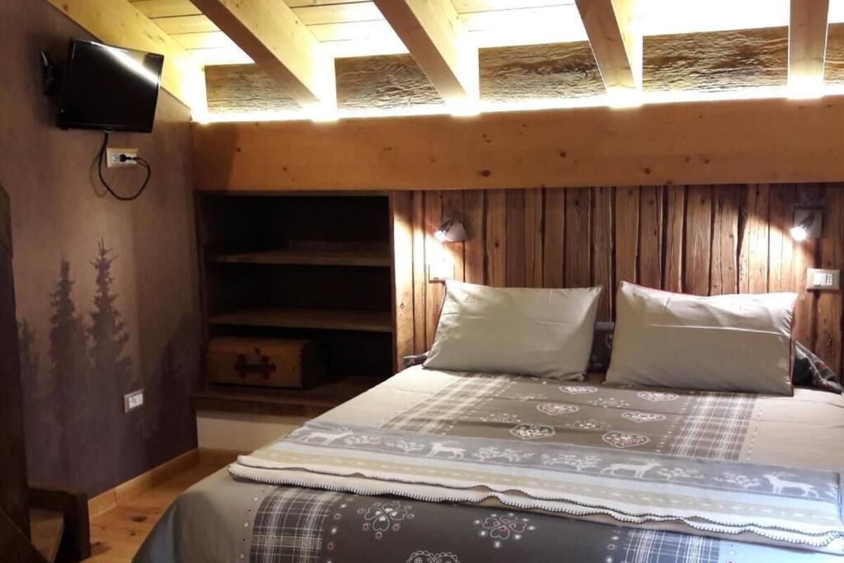 Appartement, 1 chambre, vue montagne | 1 chambre, couette en duvet d'oie, Wi-Fi gratuit, draps fournis