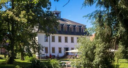 Biohotel Stiftsgut WilhelmsglĂŒcksbrunn