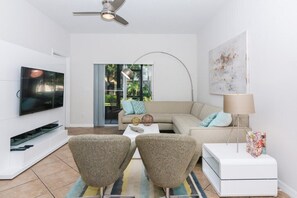 Apartment | Living room