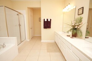 Condo | Bathroom