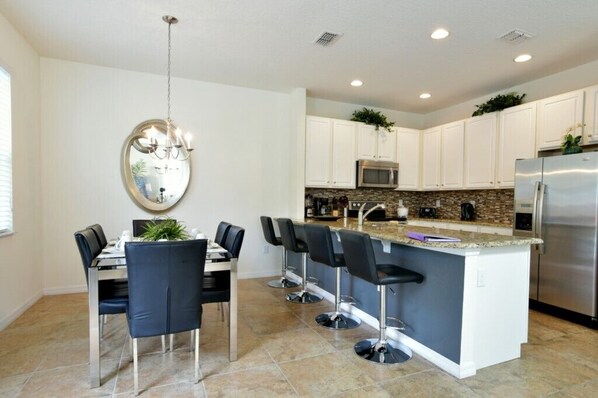 Apartment | Private kitchen | Fridge, microwave, oven, dishwasher