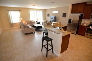 別墅 | 客廳 | 平面電視、 DVD 播放機