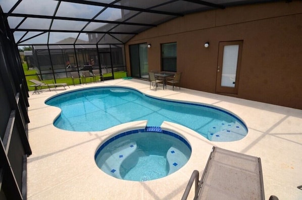 別墅 | 游泳池 | 室外游泳池