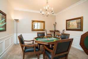 Apartment | Eigene Küche | Kühlschrank, Mikrowelle, Ofen, Geschirrspüler