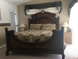 Villa | 4 bedrooms, travel crib, free WiFi, bed sheets - West Ridge229 (Davenport)