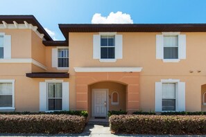 Apartment | Exterior