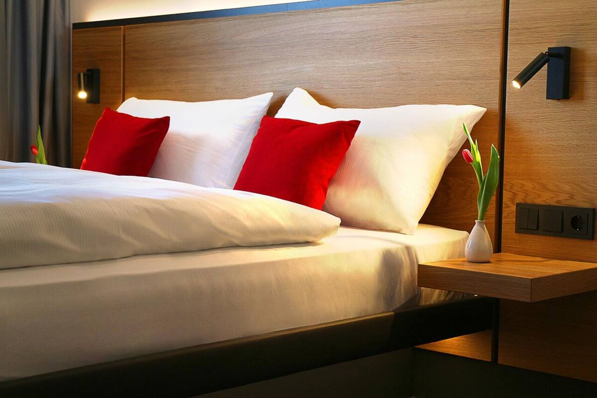 comfort double room | minibar, in-room safe, desk, laptop workspace