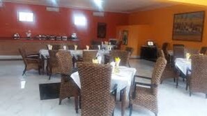 Breakfast, lunch and dinner served - The Olive Lodge (Kafue)