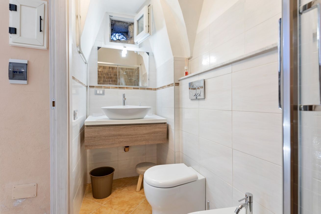 Dusche, Haartrockner, Bidet, Handtücher