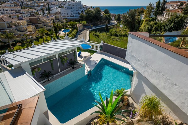 Außenpool (je nach Saison geöffnet)