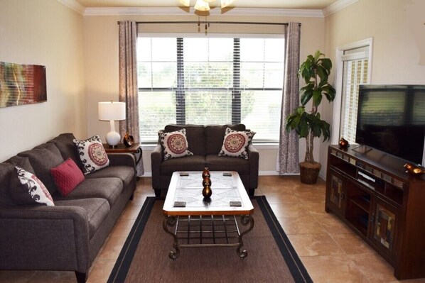 Condo | Living room