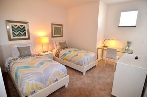3 bedrooms, desk, cribs/infant beds, free WiFi - Serenity (Clermont)