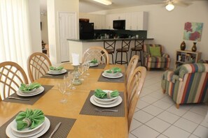 House | Private kitchen | Fridge, microwave, oven, dishwasher