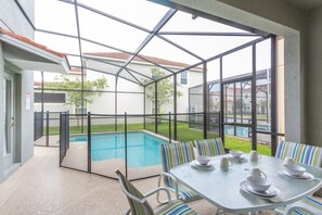 Villa | Pool - 2954 Beach Palm Ave (Kissimmee)