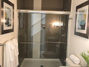 Apartment | Badezimmer