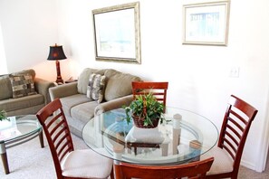 Apartment | Living room - Santa Maria Holiday Home (Kissimmee)