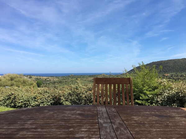 House, 2 Bedrooms | Terrace/patio