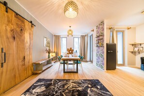 TV - Design Apartments - "Am Weinberg" (Potsdam)