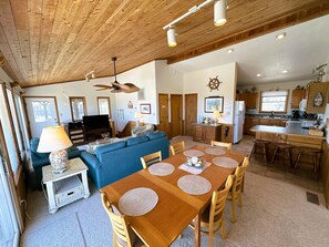 TV, fireplace, DVD player, books - WH972- 5BRs, Private Pool, Hot Tub, WIFI, Just One Block To The Beach! (Corolla)
