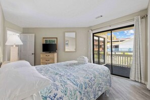 3 soverom, strykejern/-brett, wi-fi og sengetøy