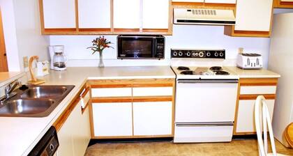 Clubview Holiday Condo