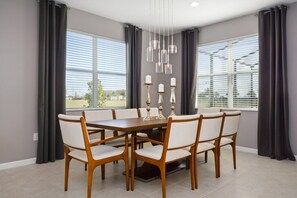 Maison | Restauration dans la chambre