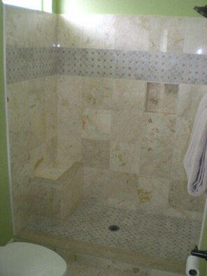 Maison | Salle de bain | Serviettes fournies