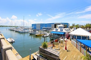 Condo | Lago