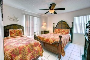 Condo | 2 habitaciones, tabla de planchar con plancha y wifi gratis 