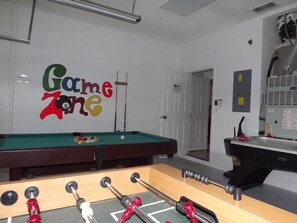 Villa | Games room
