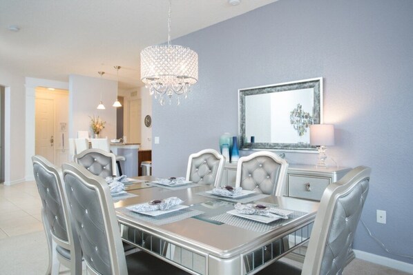 Condo | Private kitchen | Fridge, microwave, oven, dishwasher - Vista Cay Jewel (Orlando)