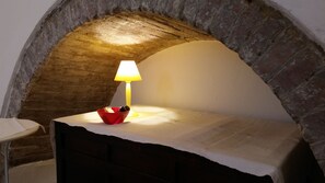 Spa - La Casetta, the charm of the historic center enclosed in a delightful home. (Mondolfo)