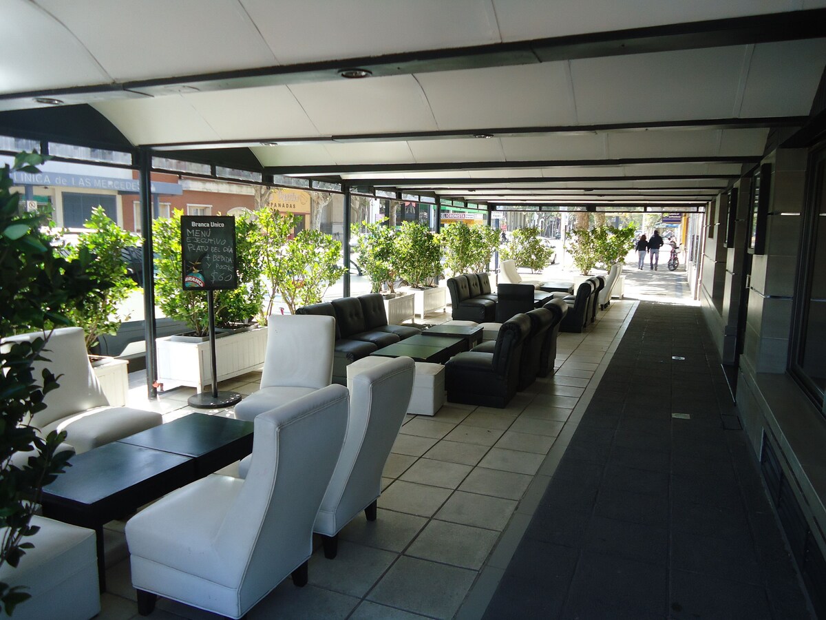 Bar (en el alojamiento)