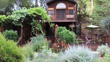 House | Exterior