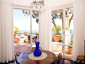 Dining - Large 7 bedroom villa with private pool in the Amalfi Coast.  (Nerano)