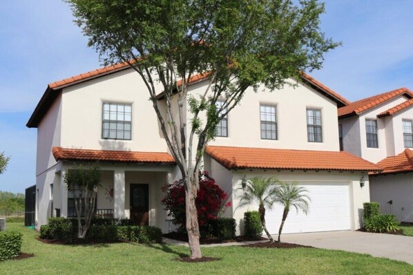 House | Exterior - Hg620or (Clermont)