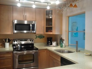 House | Private kitchen | Fridge, microwave, oven, dishwasher