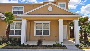 Apartment | Exterior - Serenity 2 (Clermont)