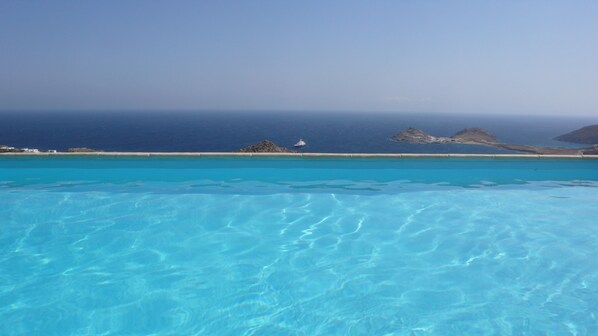Villa, 4 Bedrooms | Private pool
