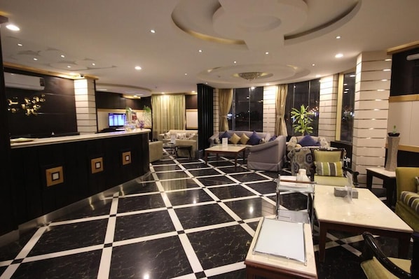 Reception hall - Tooq Suites (Riyadh)