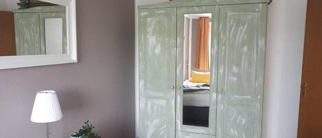 2 chambres, coffres-forts dans les chambres, Wi-Fi