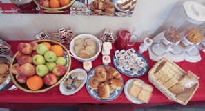 Desayuno buffet incluido todos los días