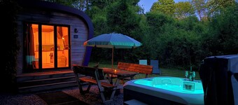 Luxury Camping Pod with Private Hot Tub & Garden in Devon