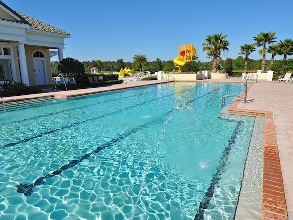 Casa | Piscina | Piscina externa