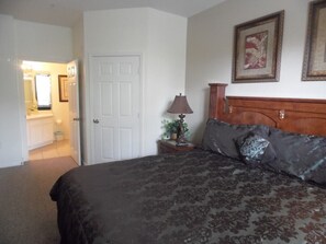 Condo | 3 bedrooms, free WiFi, bed sheets - Com7671#104 (Kissimmee)