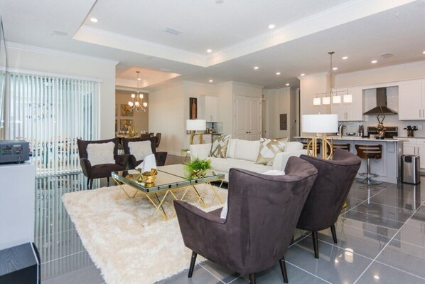 Appartement | Salle de séjour | Télévision à écran plat, lecteur de DVD