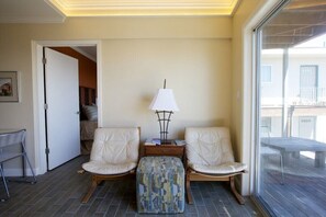 Apartment | Living room