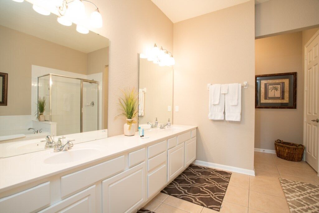 Condo | Bathroom | Towels