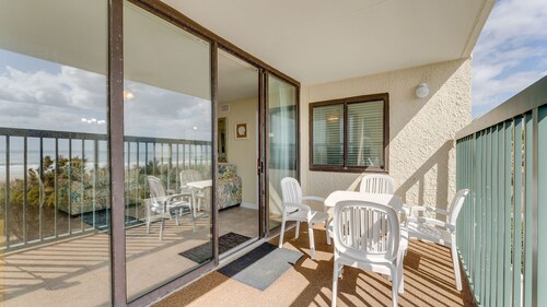 Spacious oceanfront Resort style property + Free Attraction Tickets!