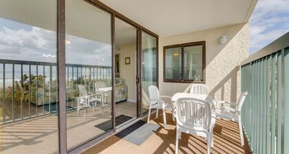 Spacious oceanfront Resort style property + Free Attraction Tickets!